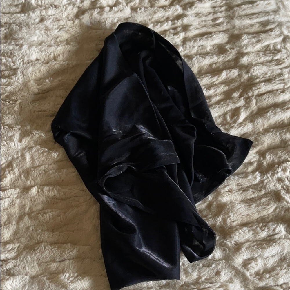 Scarf elegant short